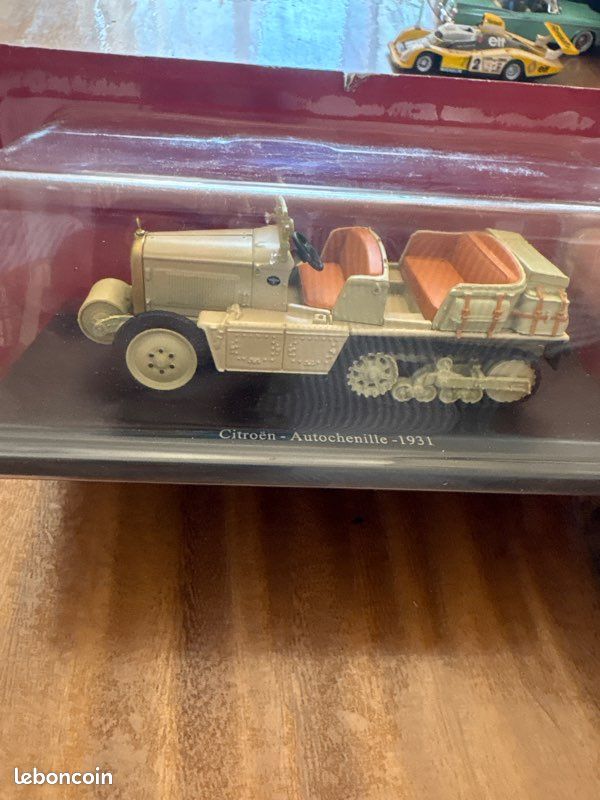 Véhicule miniature 1/43 Citroën autochenille (image 1)