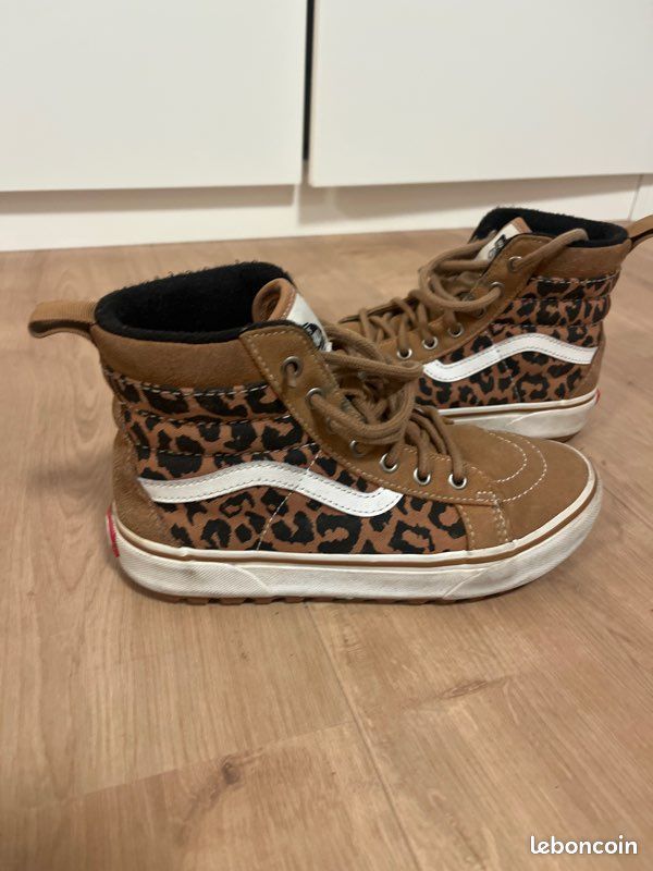 Baskets montantes hiver léopard Vans 34 Chaussures