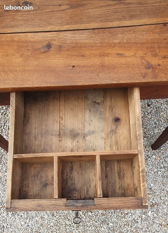Bureau ancien en bois (image 5)