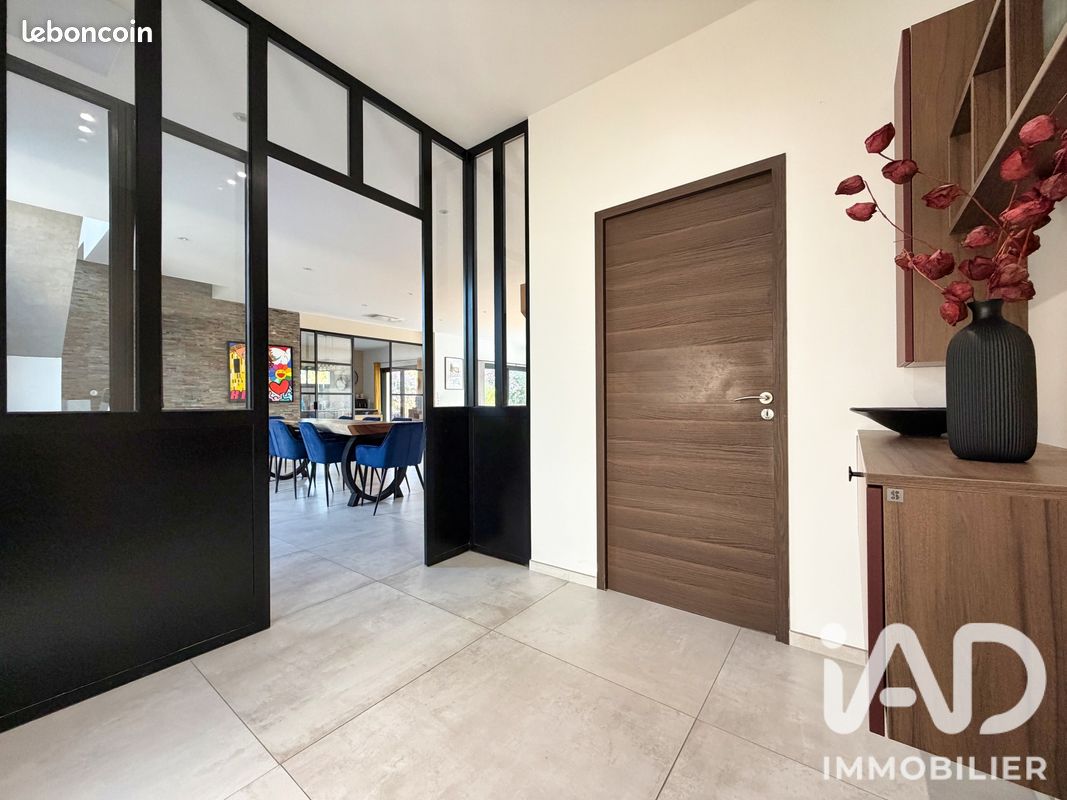 Villa 4 pièces 203 m² (image 8)