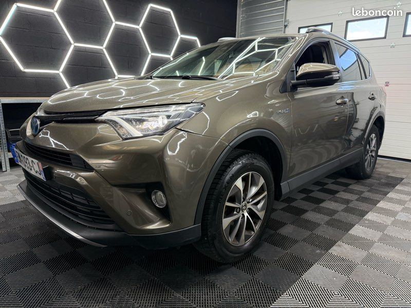 Toyota RAV4 2.5 i 16 V Hybrid SUV (image 1)