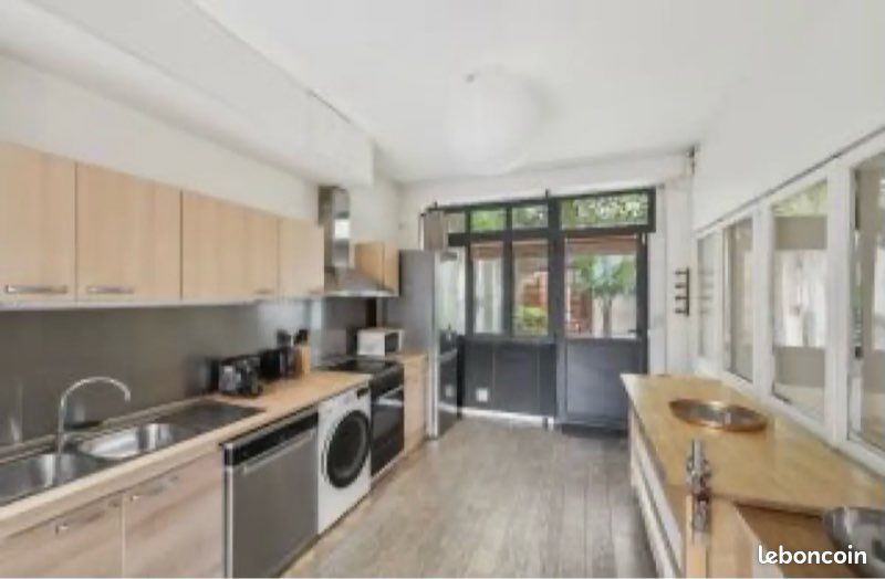 Spacieux Loft F4 rue Paul Bert Village Faidherbe Paris 11ème . AUCUNE AGENCE OU AGENT INDÉPENDANT NE SONT SOUHAITÉES (image 3)
