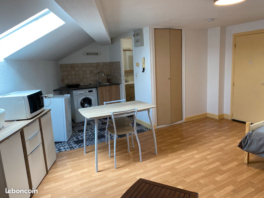 Studio 25 m2 meublé (image 3)
