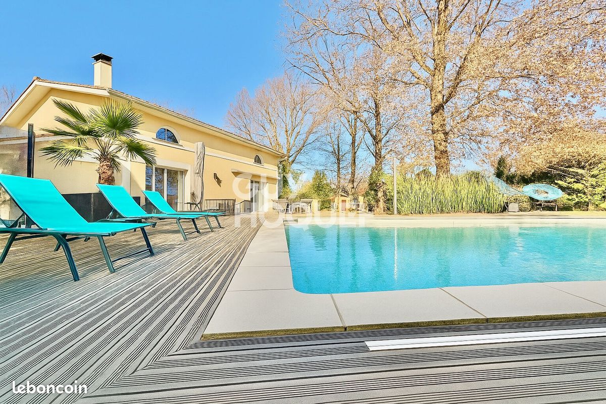 Maison 10 pièces 273 m² · à Gujan-Mestras · 273 m² · 1 195 000 €