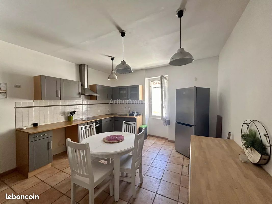 Appartement 2 pièces 47 m² · à Martigues · 47 m² · 850 €