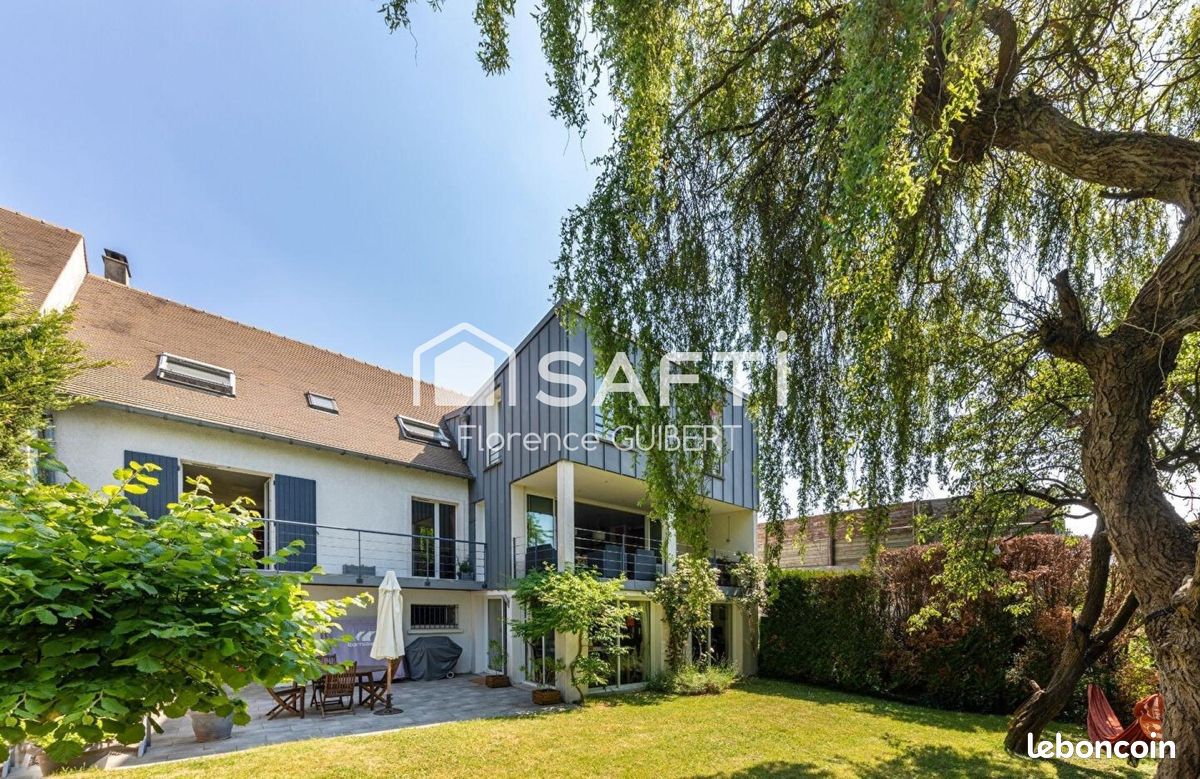 Maison 11 pièces 268 m² · à Verneuil-sur-Seine · 268 m² · 650 000 €