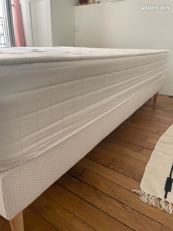 Pack lit complet 140x190 cm - Matelas + Sommier Blanc / Royal Palace Bedding (image 7)