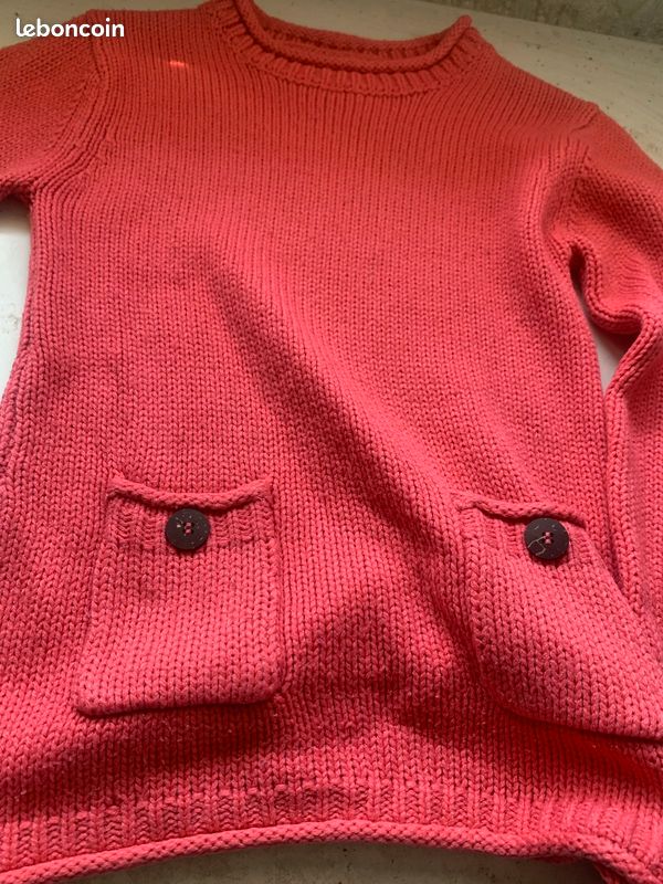 Vêtement pull (image 1)