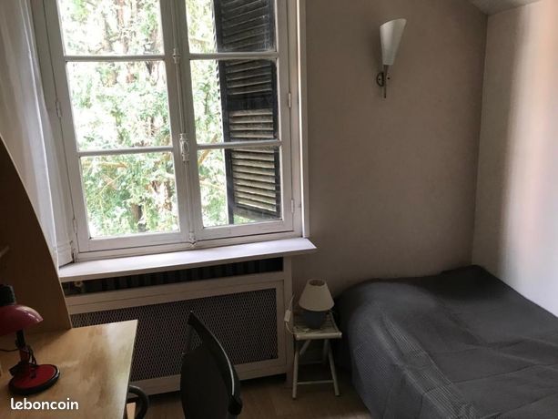 Chambre 1 pièce 13 m²
