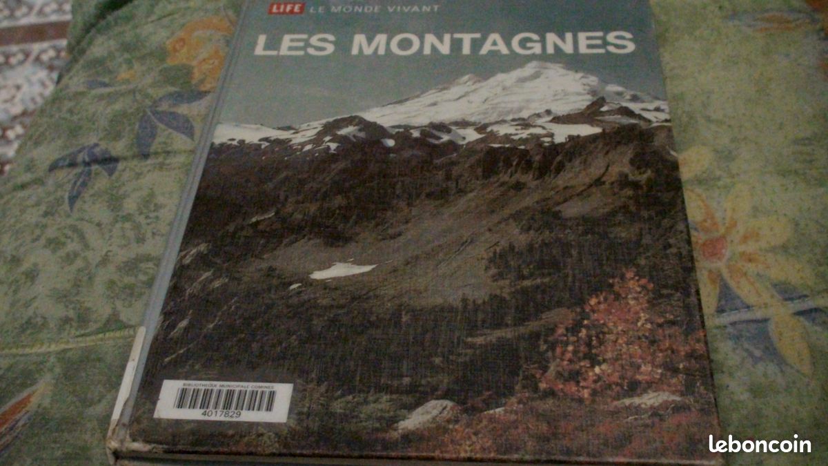 Livre sur le Monde Vivant et Scientifique (image 2)