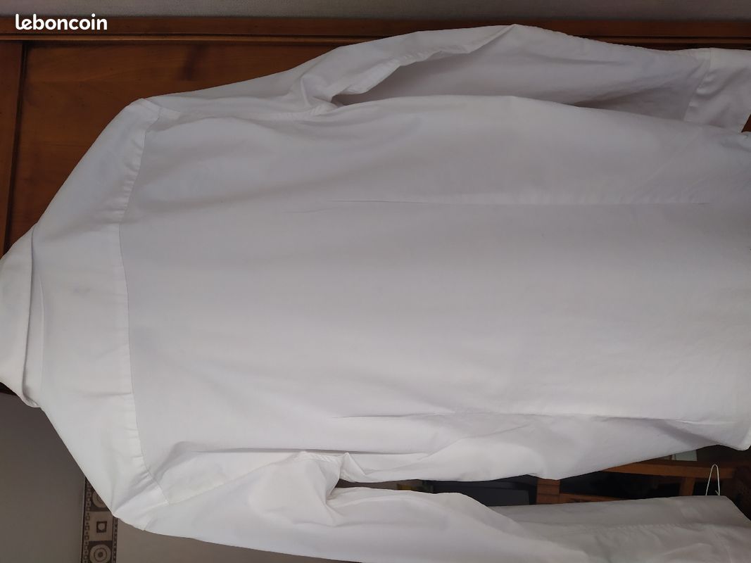 Chemise blanche unie (image 7)