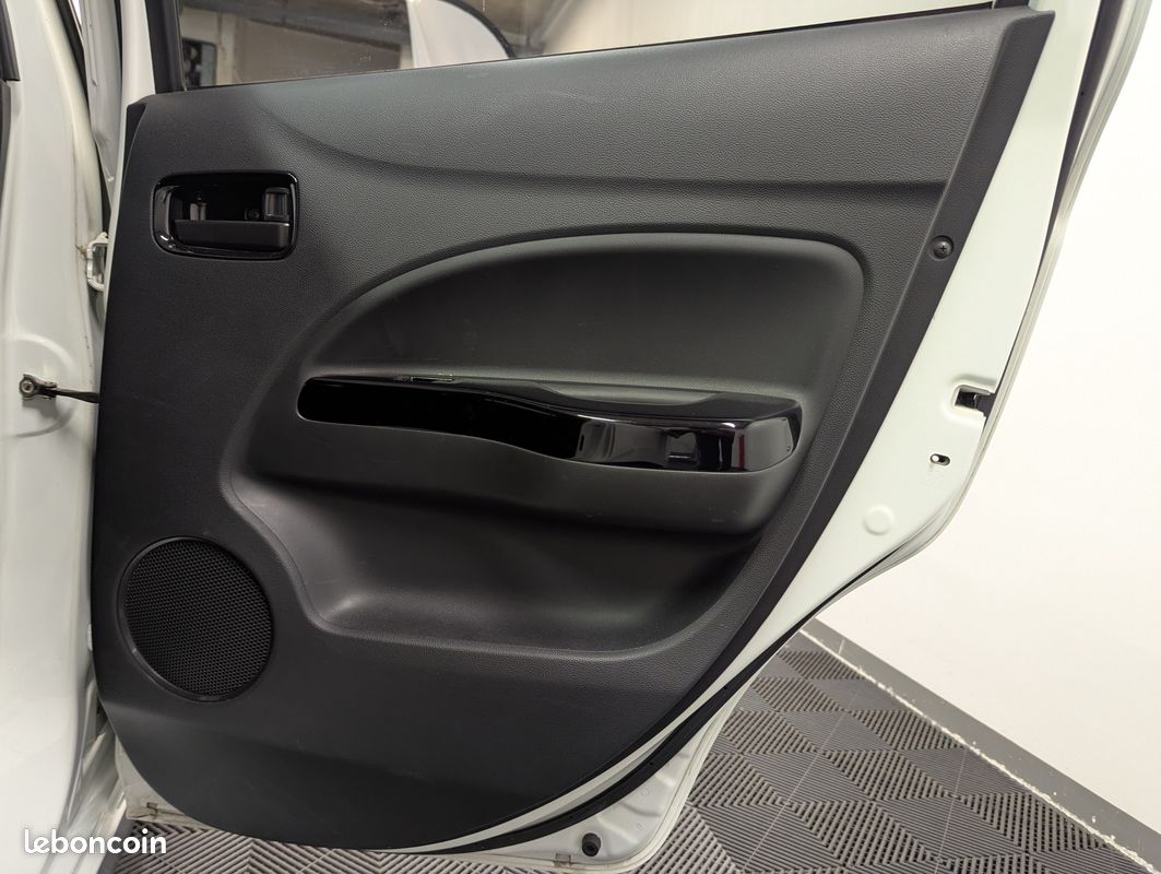 MITSUBISHI Space Star II 1.2 MIVEC 80 SELECTION INTENSE AUTO (image 26)