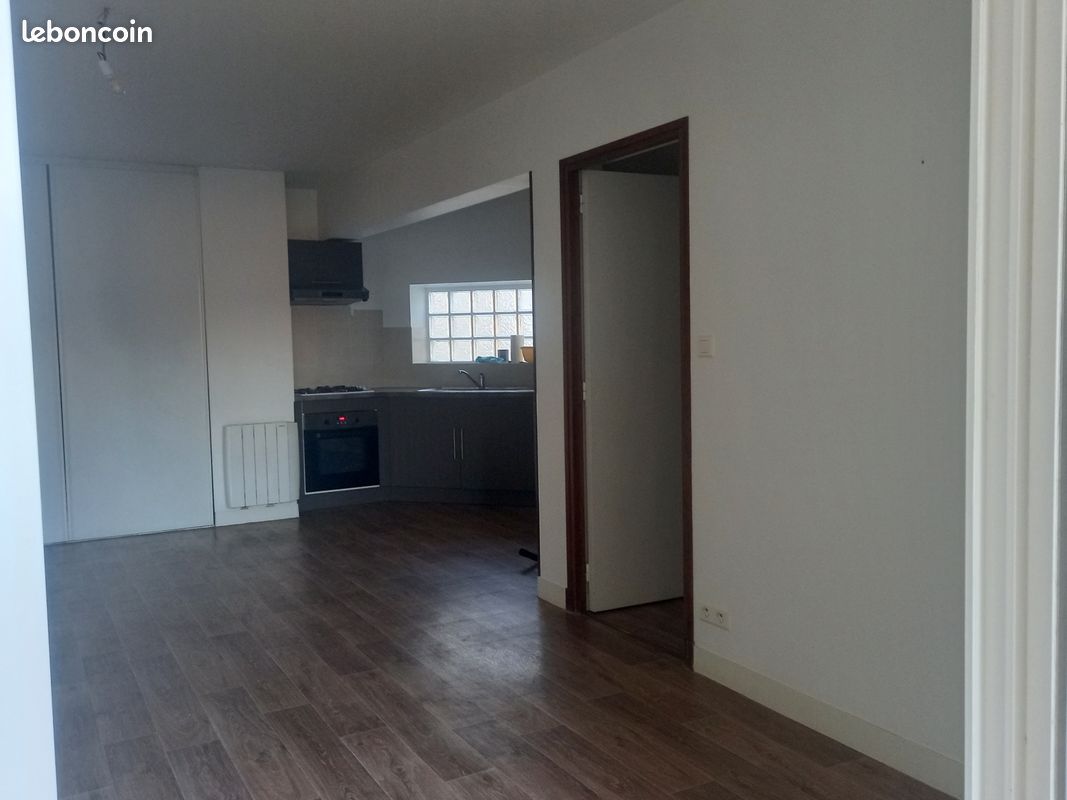 Appartement 3 pièces 64 m² · à Baraqueville · 64 m² · 650 €