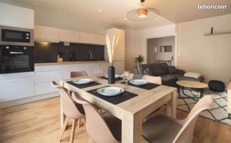 Immeuble 8 pièces 180 m² · à Cognac · 180 m² · 365 759 €
