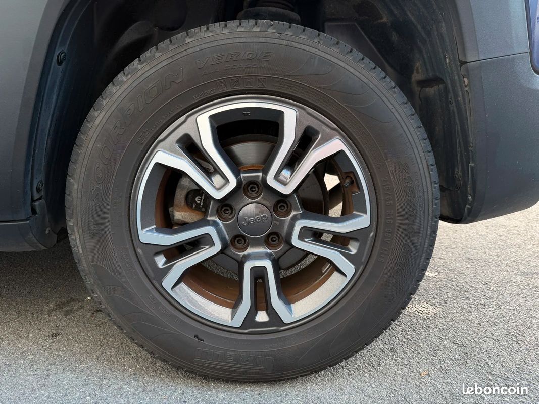 JEEP RENEGADE MY20 1.6 l MultiJet 120 ch BVM6 Quicksilver Winter Edition (image 26)