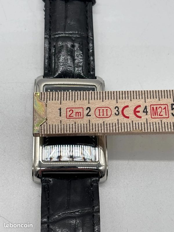 Verre De Montre ROBUR, Rectangle 21x25 Mm, Cintré 4 Côtés, Base Genève, Neuf