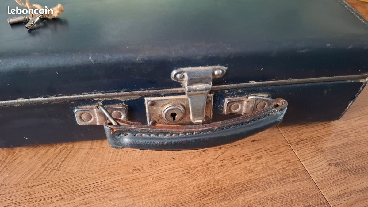 Ancienne Valise En Cuir Vintage - Patine D'Usure - Sans Clé - Déco/Stockage