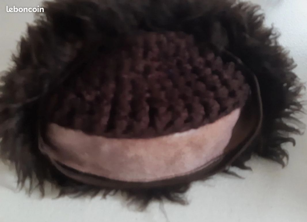 Toque en laine et fourrure (image 4)