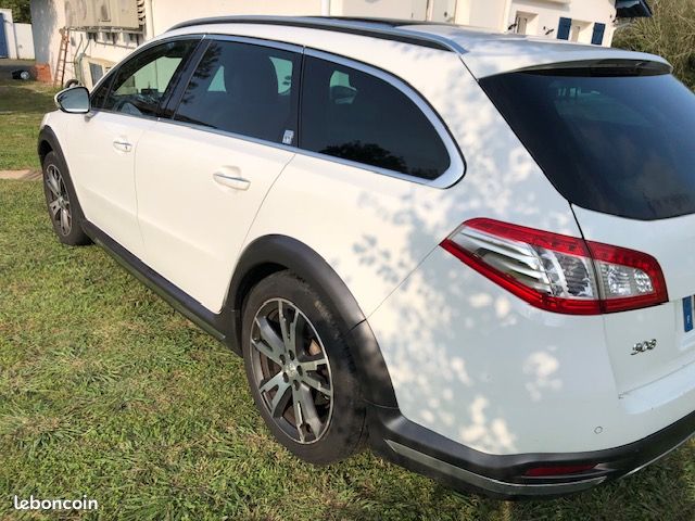 Peugeot 508 RXH break hybride - Voitures