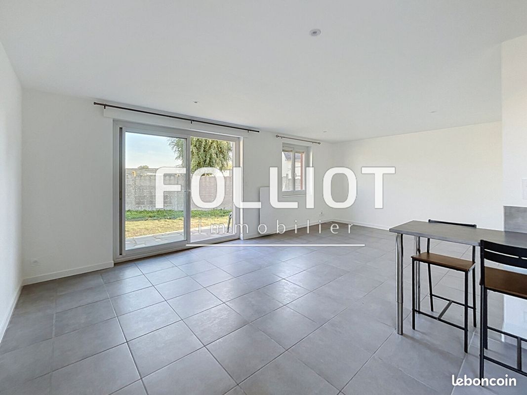 Maison 3 pièces 69 m² · à Saint-Sauveur-des-Landes · 69 m² · 800 €/mois