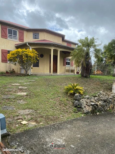 Maison 6 pièces 148 m² · à Morne-À-l'Eau · 148 m² · 2 600 €/mois