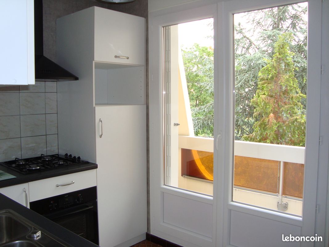 Appartement 2 pièces 37 m² · à Vichy · 37 m² · 420 €