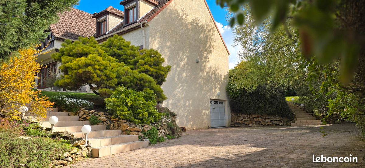 Maison 7 pièces 153 m² · à Brie-Comte-Robert · 153 m² · 650 000 €