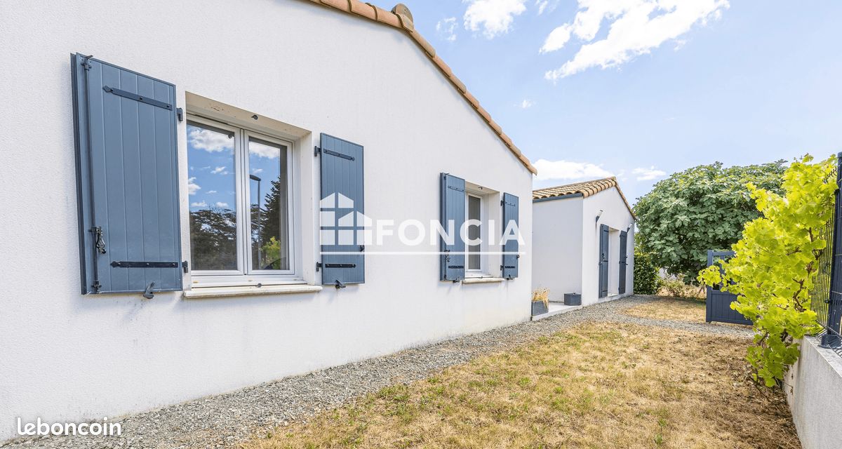 Maison 4 pièces 108 m² · à Vouillé · 108 m² · 254 400 €