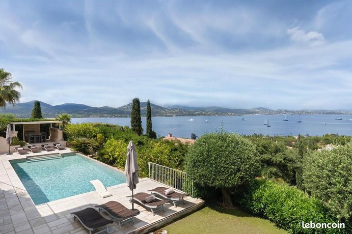 Villa 7 pièces 235 m²