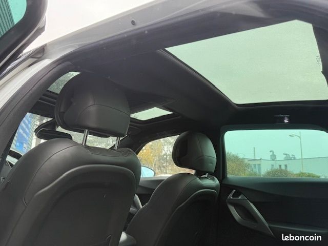 Citroën DS5 Hybrid4 So Chic BMP6 ENTRETIEN COMPLET (BATTERIE HYBRIDATION ET AIRBAG REMPLACÉS) (image 14)