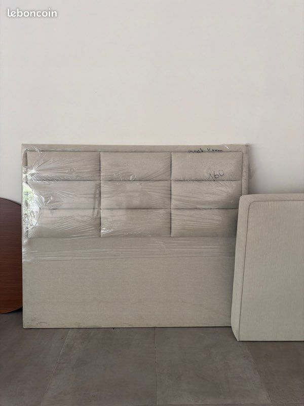 Tête de lit (image 1)
