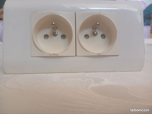 Boite encastrable placo d'occasion - Bricolage