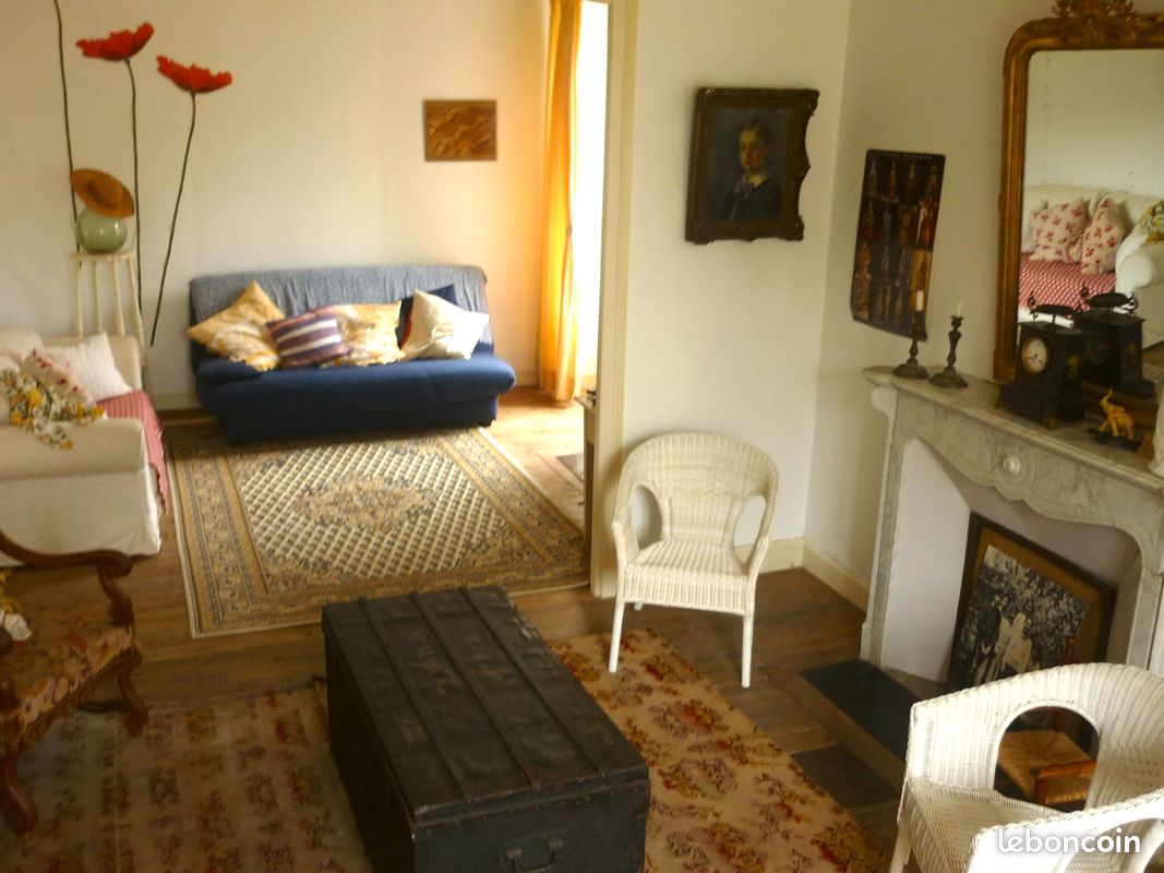 Loue maison de famille à Cheylade en Auvergne 17 couchages (image 3)