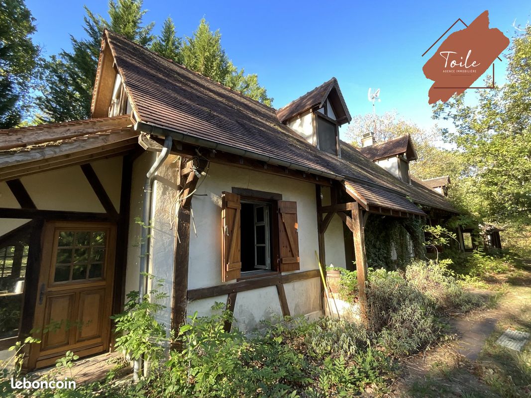 Maison 6 pièces 179 m² · à Ligny-le-Ribault · 179 m² · 296 800 €