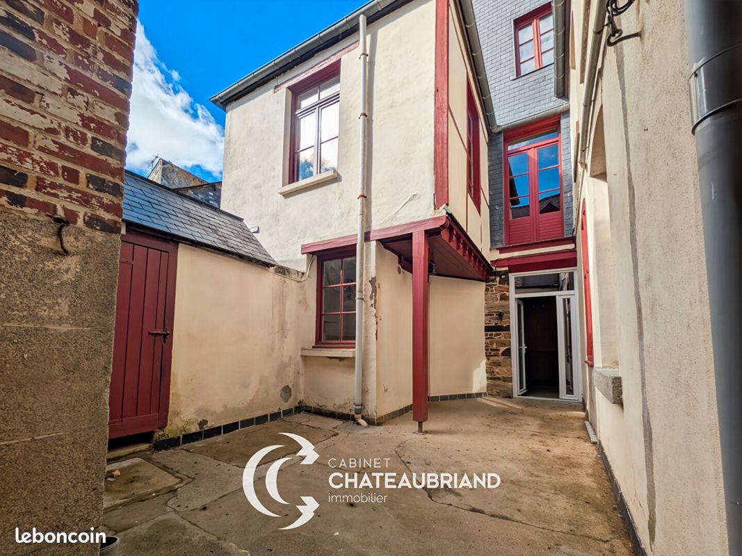 Maison 6 pièces 148 m² · à Châteaugiron · 148 m² · 229 000 €