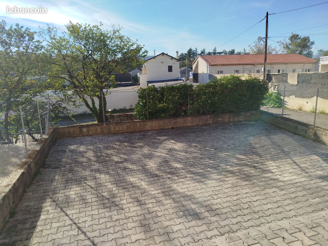 Appartement 5 pièces 90 m² · à Saint-Rambert-d'Albon · 90 m² · 700 €/mois