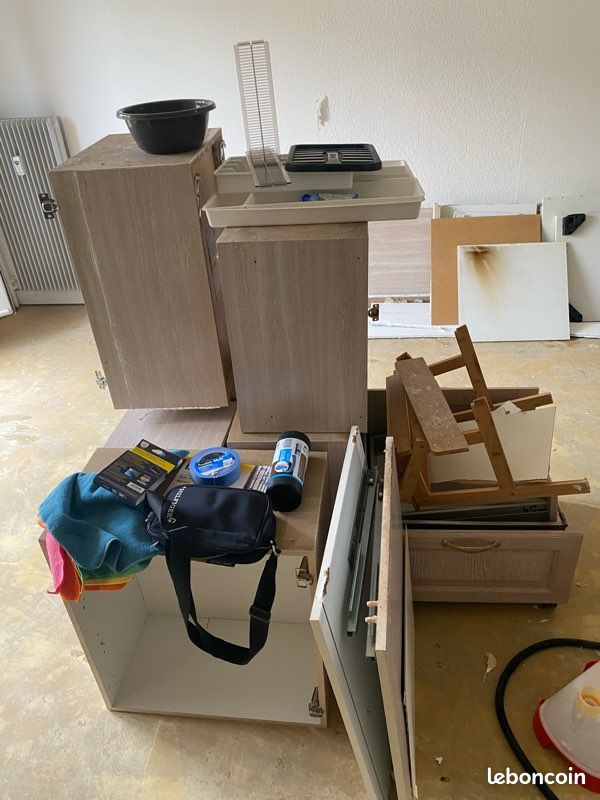Lot de meuble de cuisine démontés (image 1)