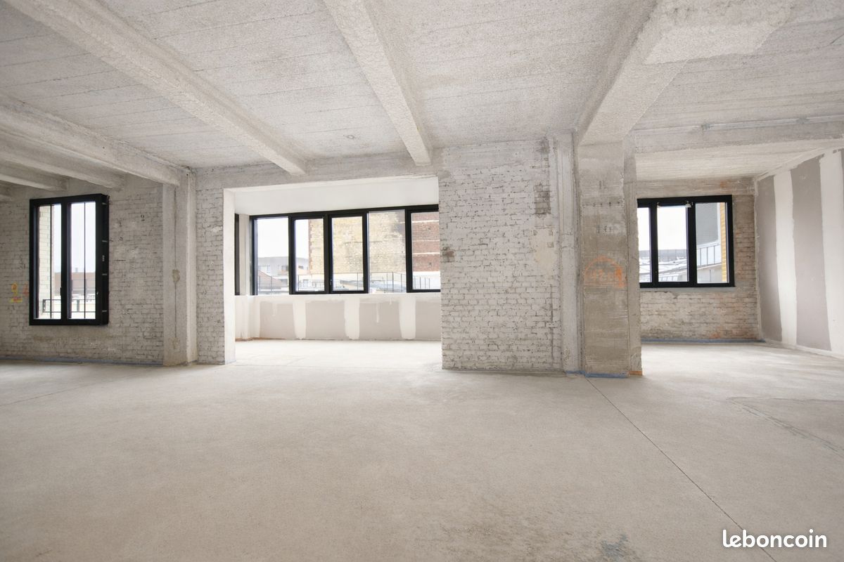 Appartement 4 pièces 96 m² · à Saint-Ouen-sur-Seine · 96 m² · 516 517 €