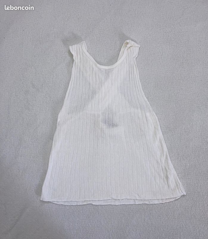 Haut blanc croisé dans le dos (image 1)