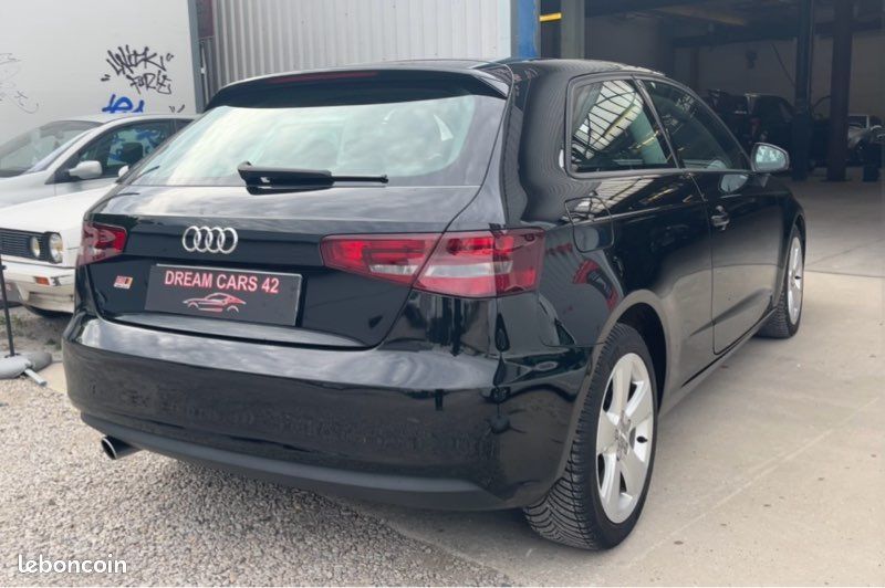 Audi a3 8v1 1.6tdi 105cv 292000km 2013 (image 4)
