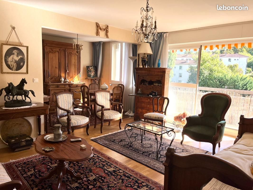 Appartement 6 pièces 106 m² · à Chamalières · 106 m² · 187 250 €