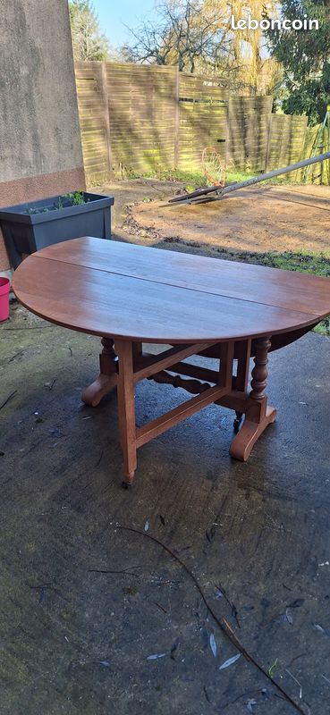 Table (image 2)