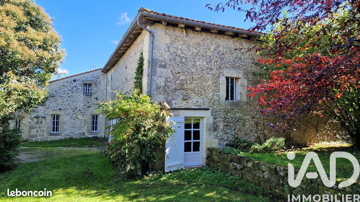 Maison 13 pièces 365 m² · à Cessac · 365 m² · 445 500 €