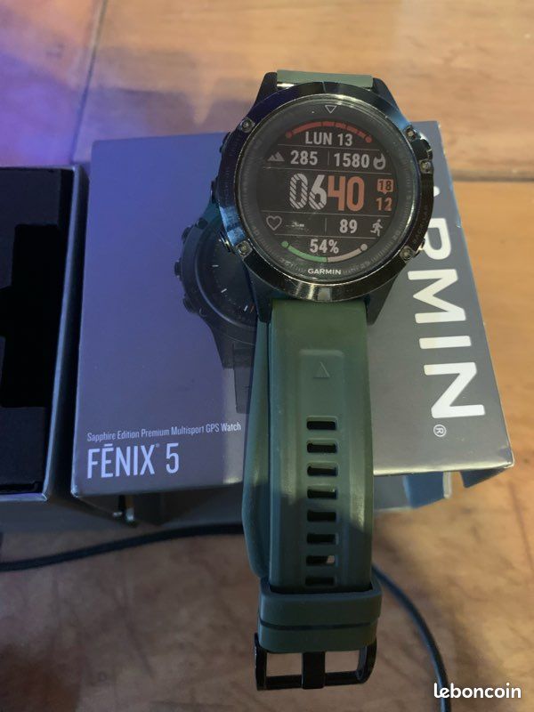 Montre connectée garmin (image 1)