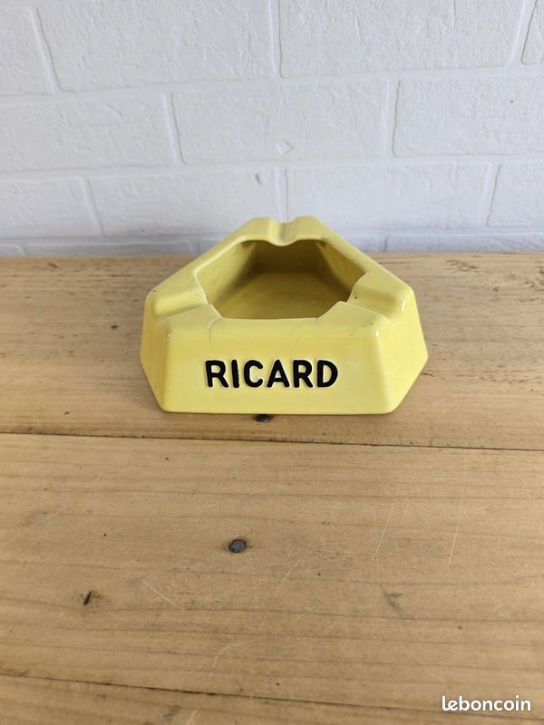 ANCIEN CENDRIER CÉRAMIQUE Ricard ( vintage) EUR 25,00 - FR