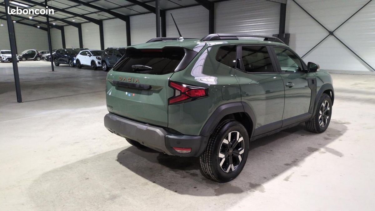 Dacia duster hybrid 140 4x2 bva extreme + pack city + pack techno + pack hiver 0km -11% (image 3)