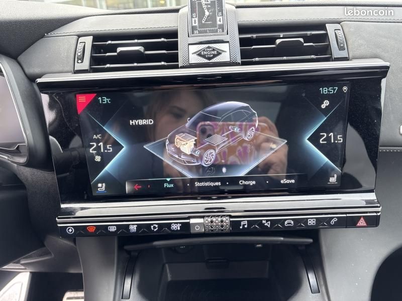 Ds DS 7 Crossback E-TENSE 4x4 300ch Grand Chic / TOIT OUVRANT / HIFI FOCAL / COFFRE ELECTRIQUE (image 13)