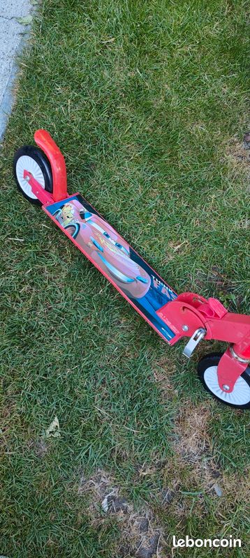 Trottinette Cars enfant (image 3)