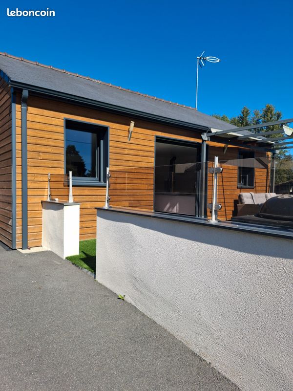 Maison 4 pièces 100 m² · à Lanrodec · 100 m² · 240 000 €