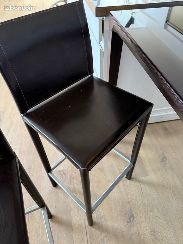 Table haute plus chaises (image 7)